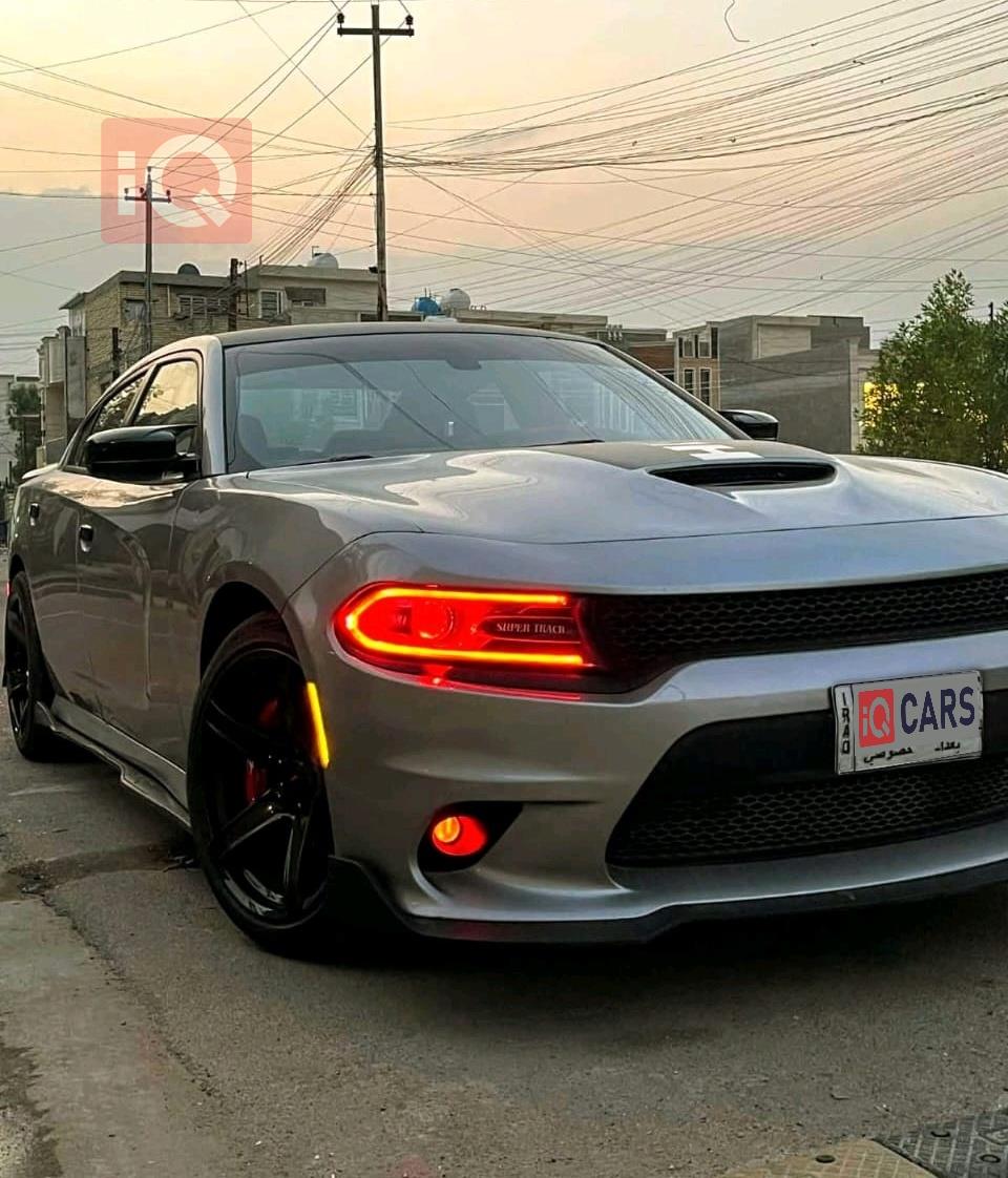 دودج تشارجر